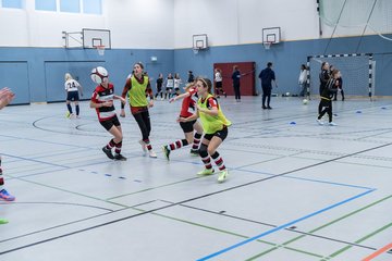 Bild 7 - C-Juniorinnen Loewinnen Cup